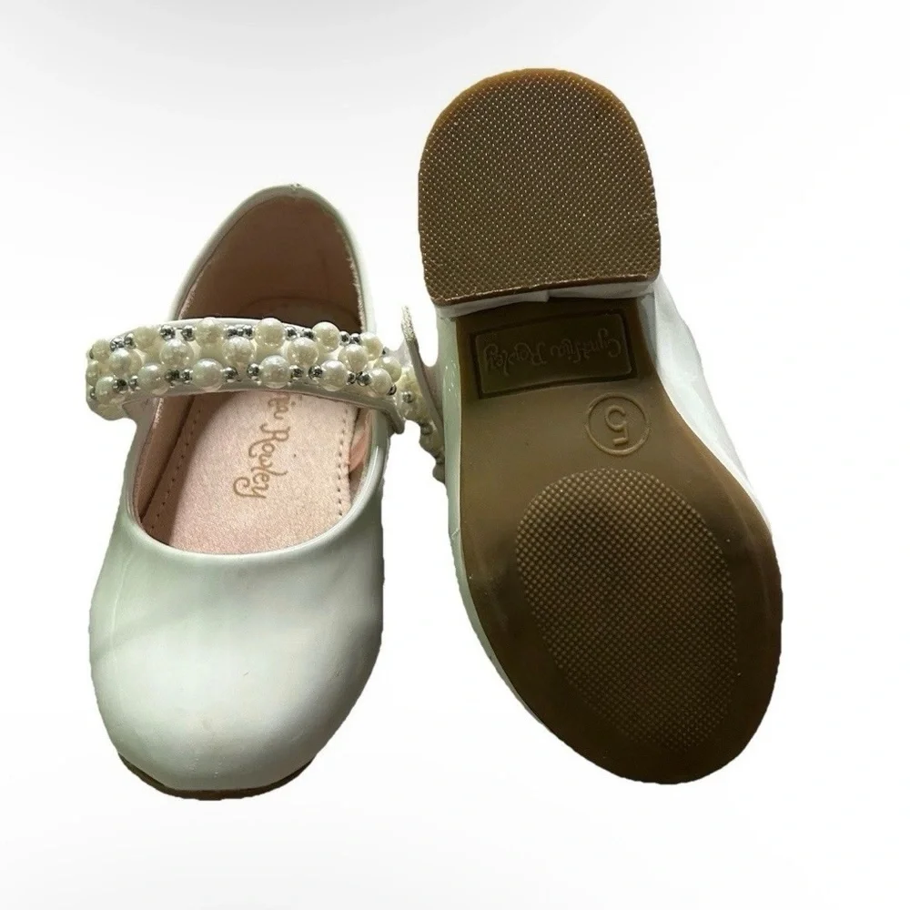 Cynthia Rowley Girls White Pearl-Embellished Mary Jane Dress Shoes